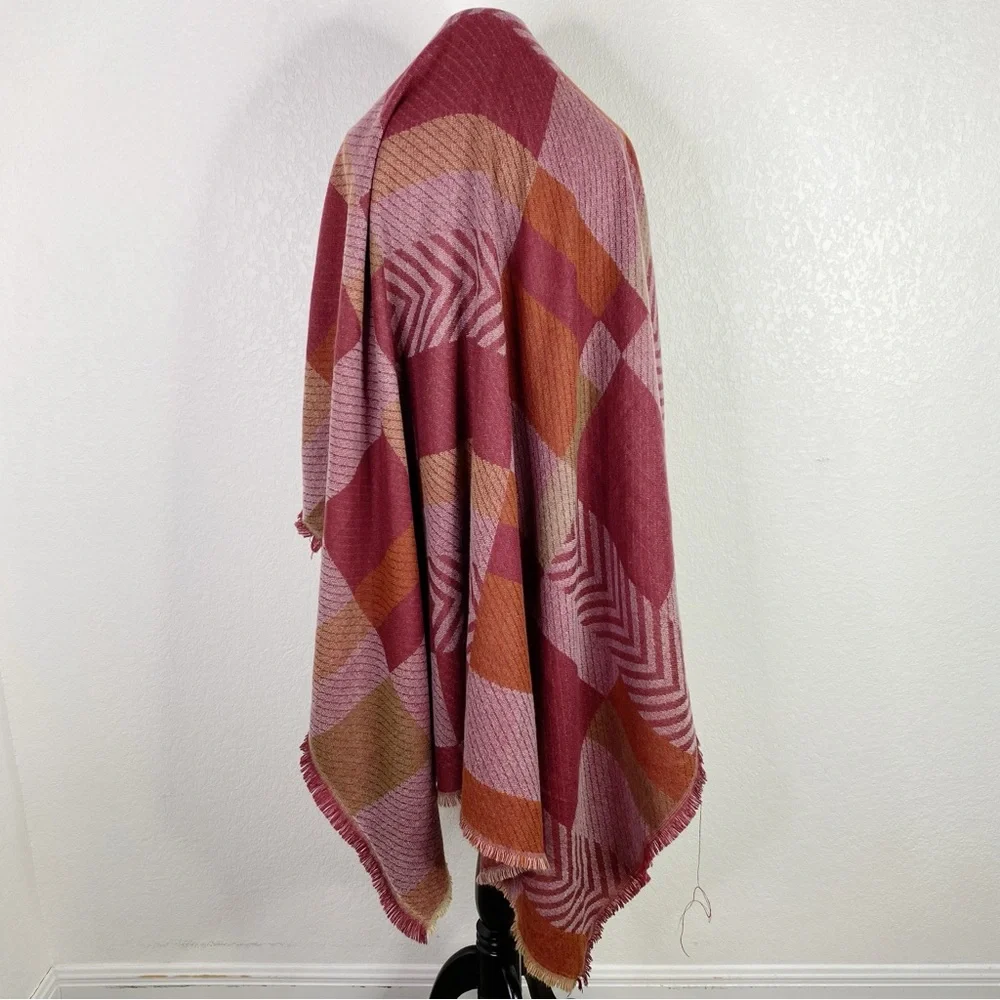 BCBG MaxAzria Red Color Block Knit Scarf